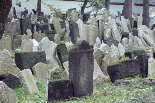 Old_jewish_cemetary