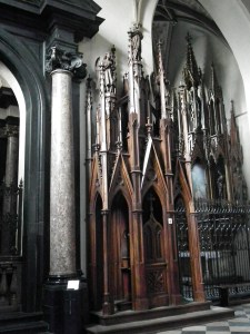 4962 gothic confessional